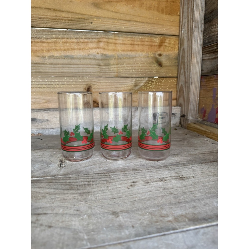 Vintage  Libbey Christmas Holly and Berries‎ Glass Highball  Glasses Set Of 3